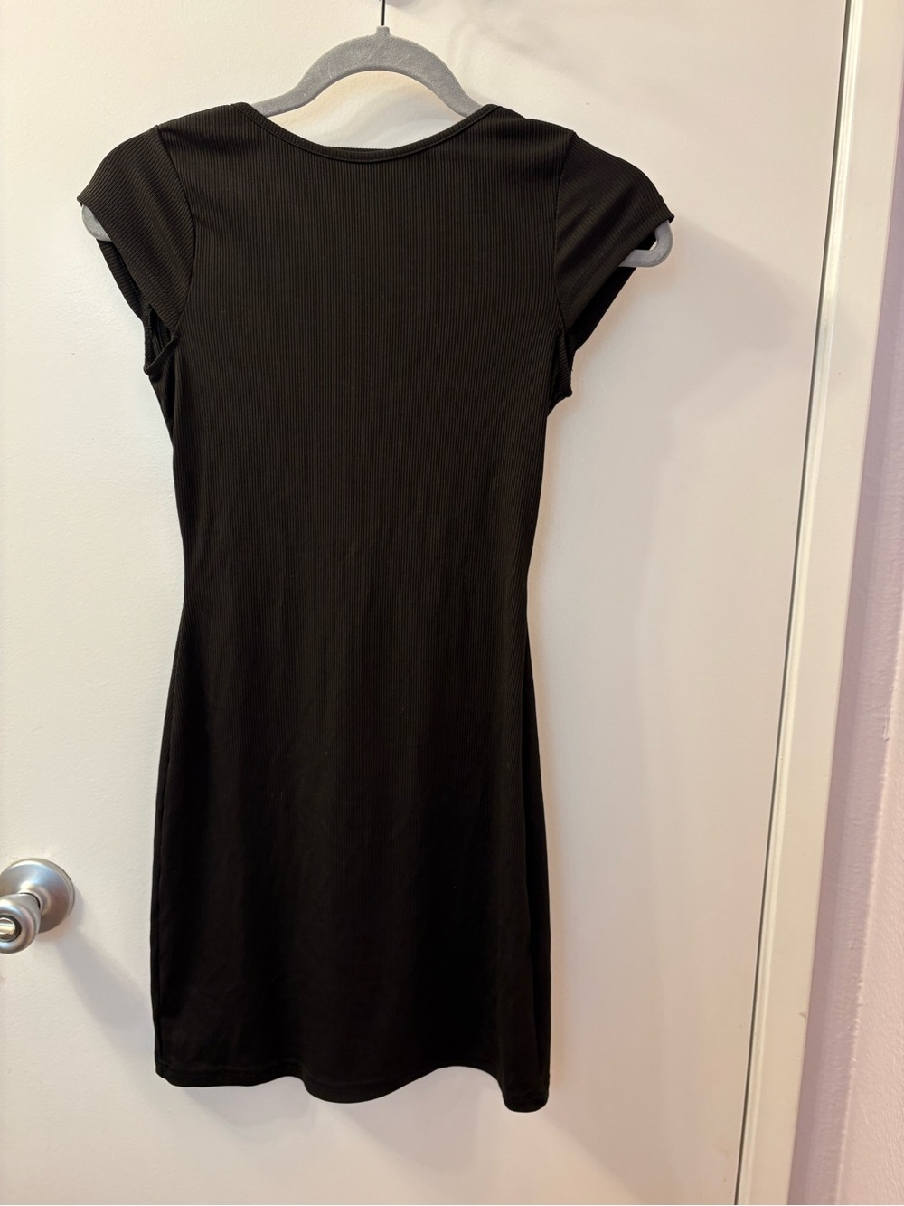 Princess Poly Size 4 Classic Black Short-Sleeve Women's Dress
